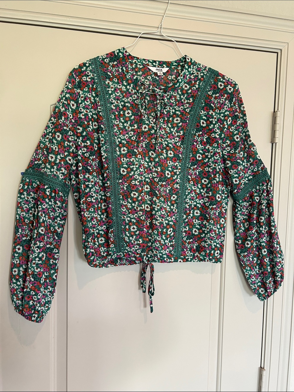 Jack by BB Dakota Green/Red Multicolored Floral Blouse